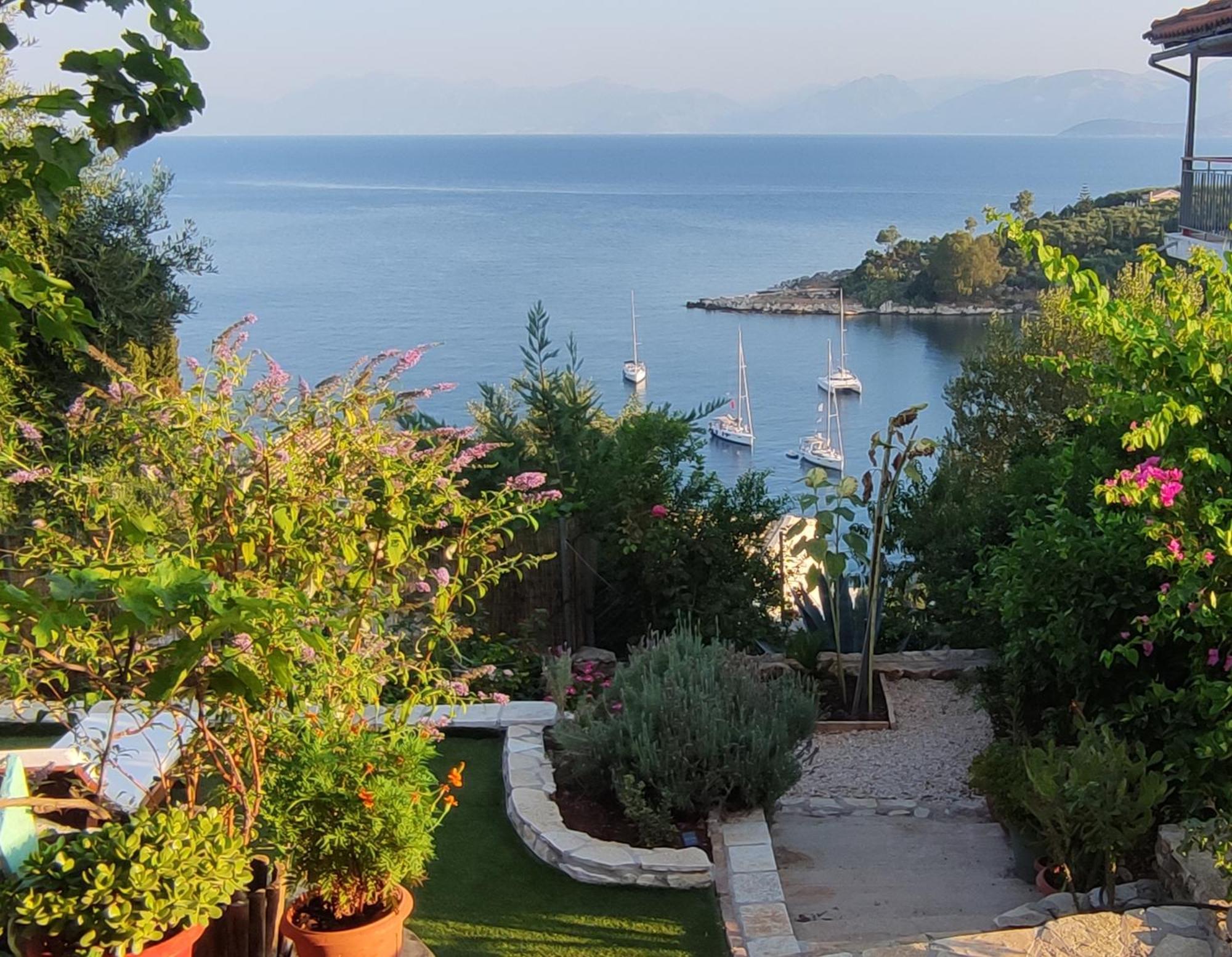 Fatiras Studios Kassiopi Exterior photo
